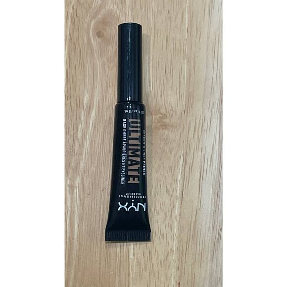 NYX USLPRO2 Medium Ultimate Shadow & Liner Primer .27 fl oz NEW! - Picture 1 of 2